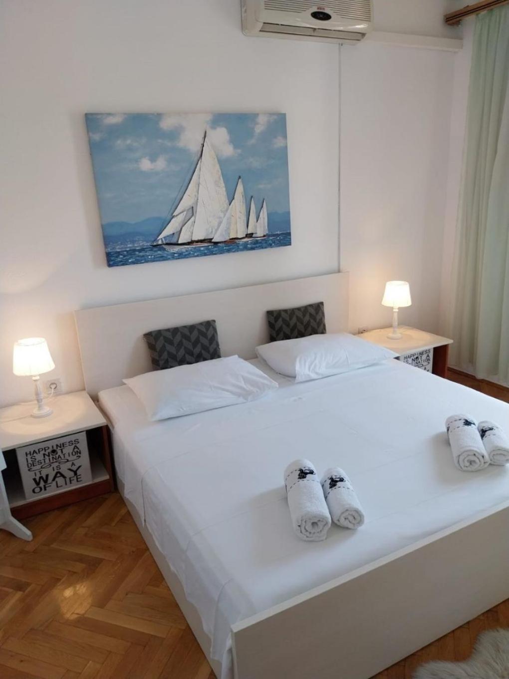 Apartments Josip บาชกาโวดา ภายนอก รูปภาพ