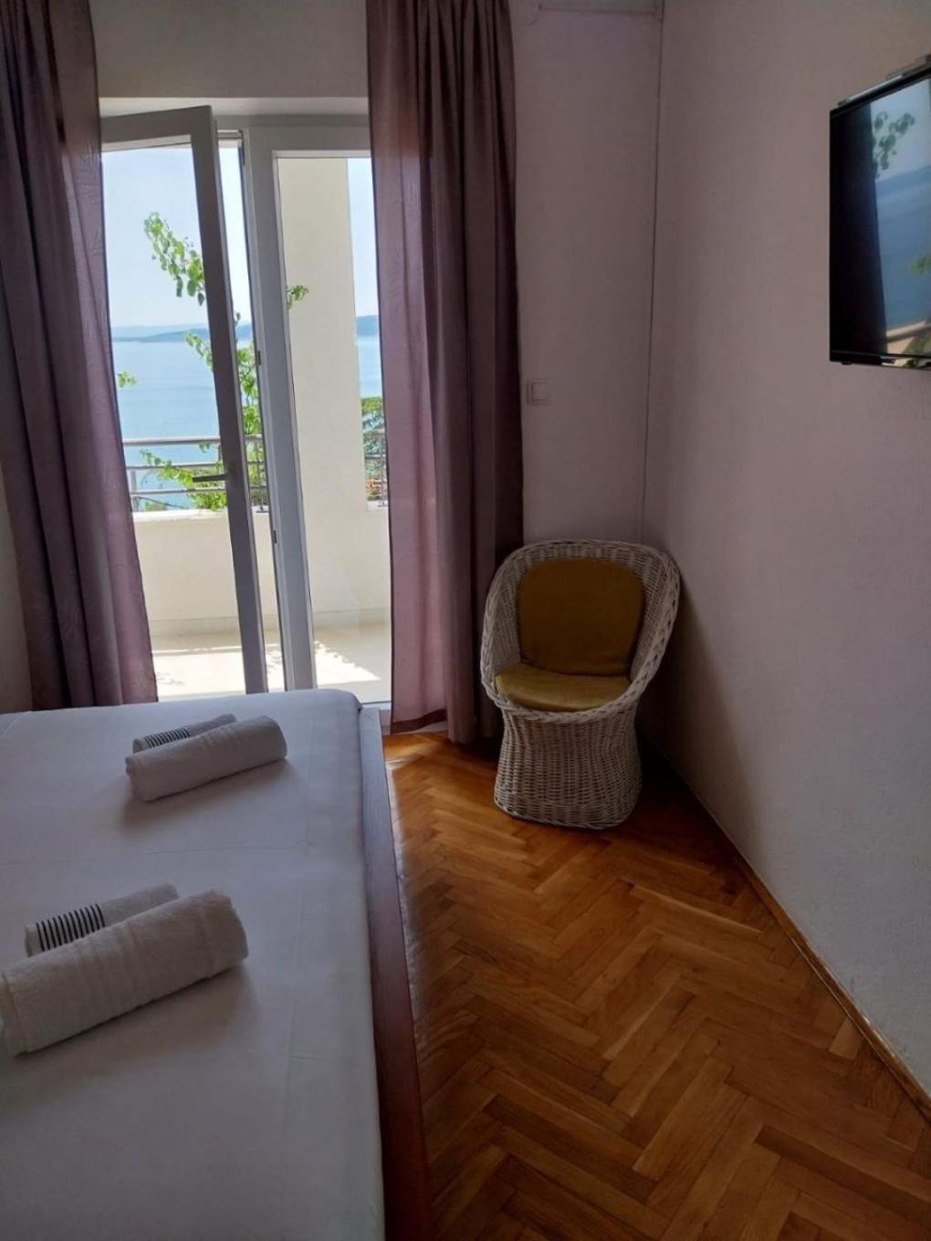 Apartments Josip บาชกาโวดา ภายนอก รูปภาพ