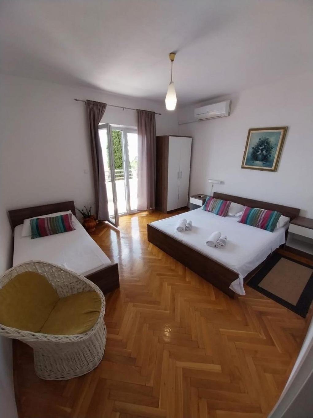 Apartments Josip บาชกาโวดา ภายนอก รูปภาพ