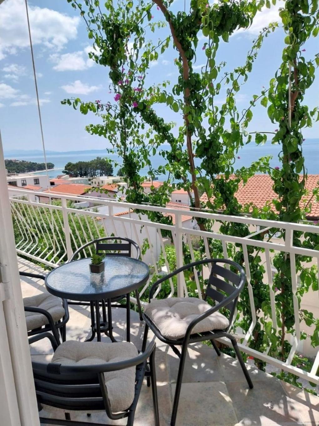 Apartments Josip บาชกาโวดา ภายนอก รูปภาพ
